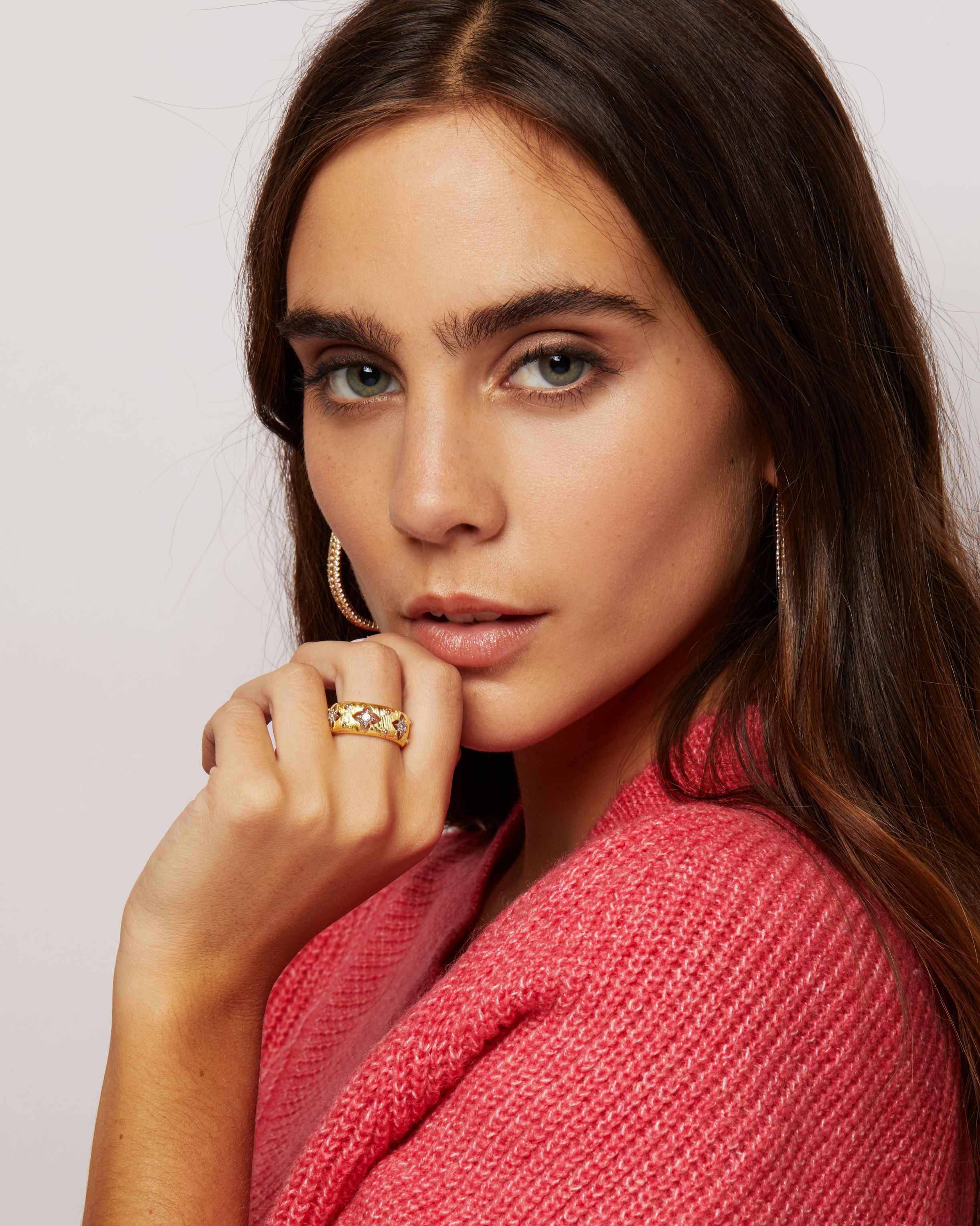 Belle Antique Brushed Gold Cut out Band Ring