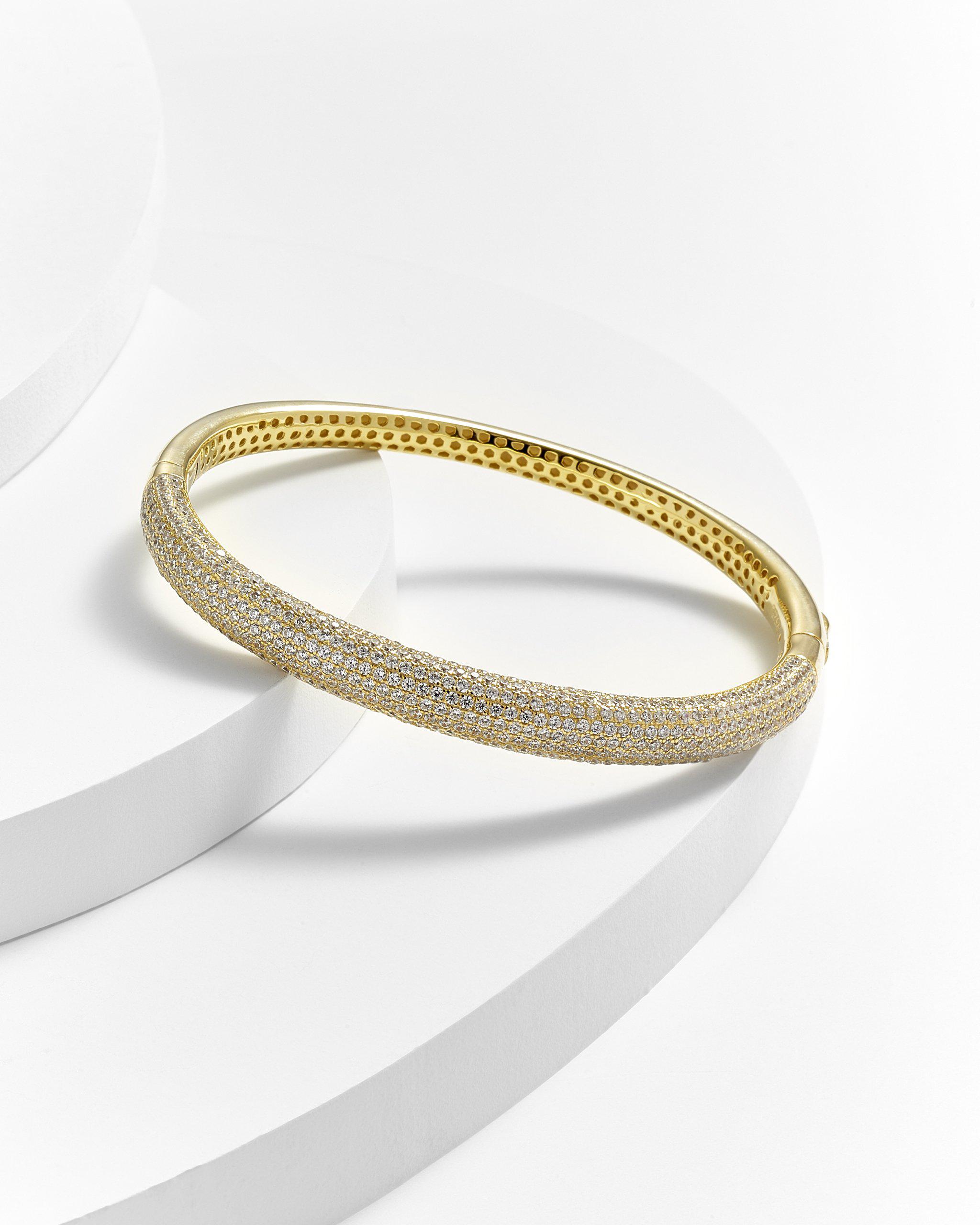 Cindy Pave Round Bangle