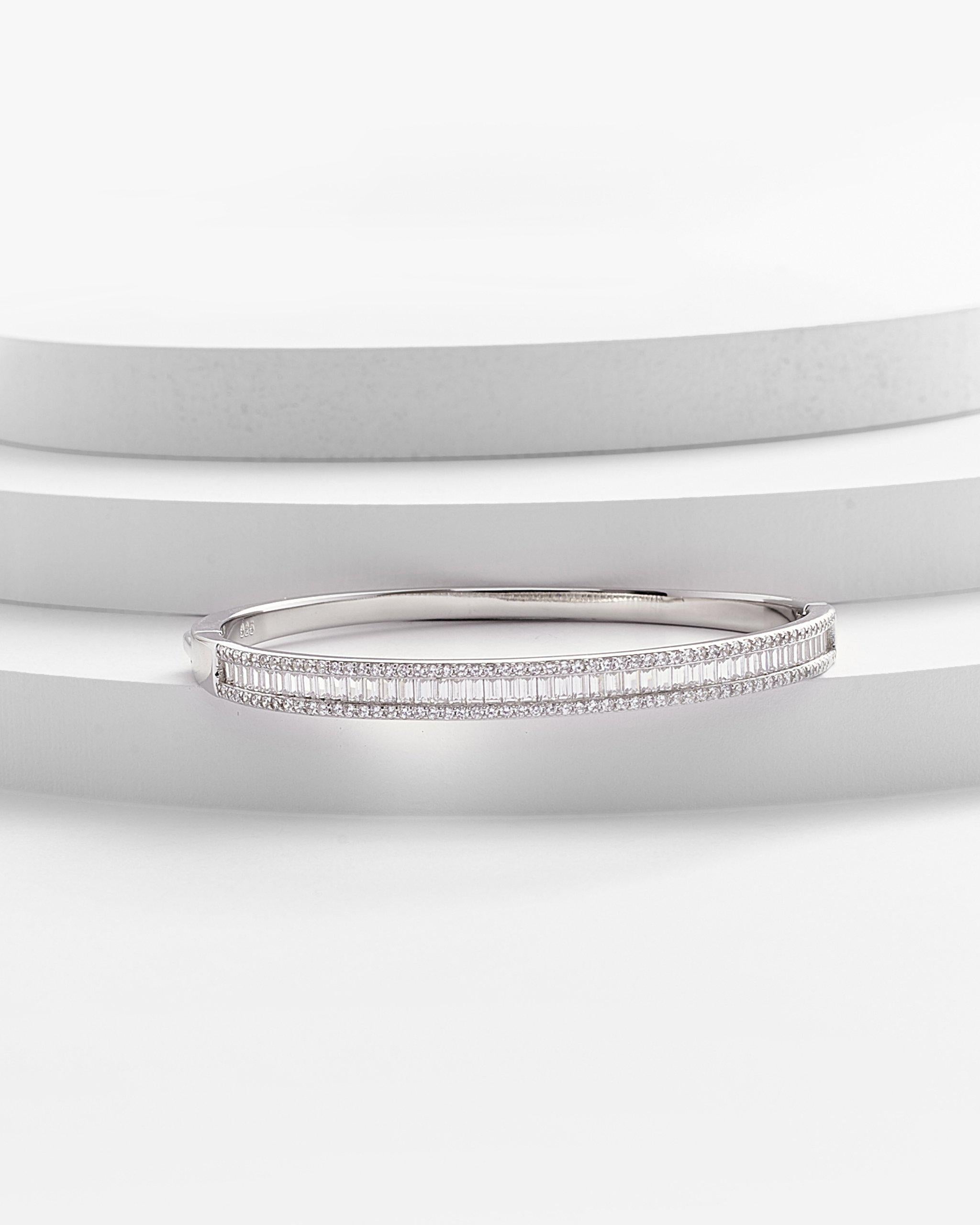 Grace Baguette Bangle