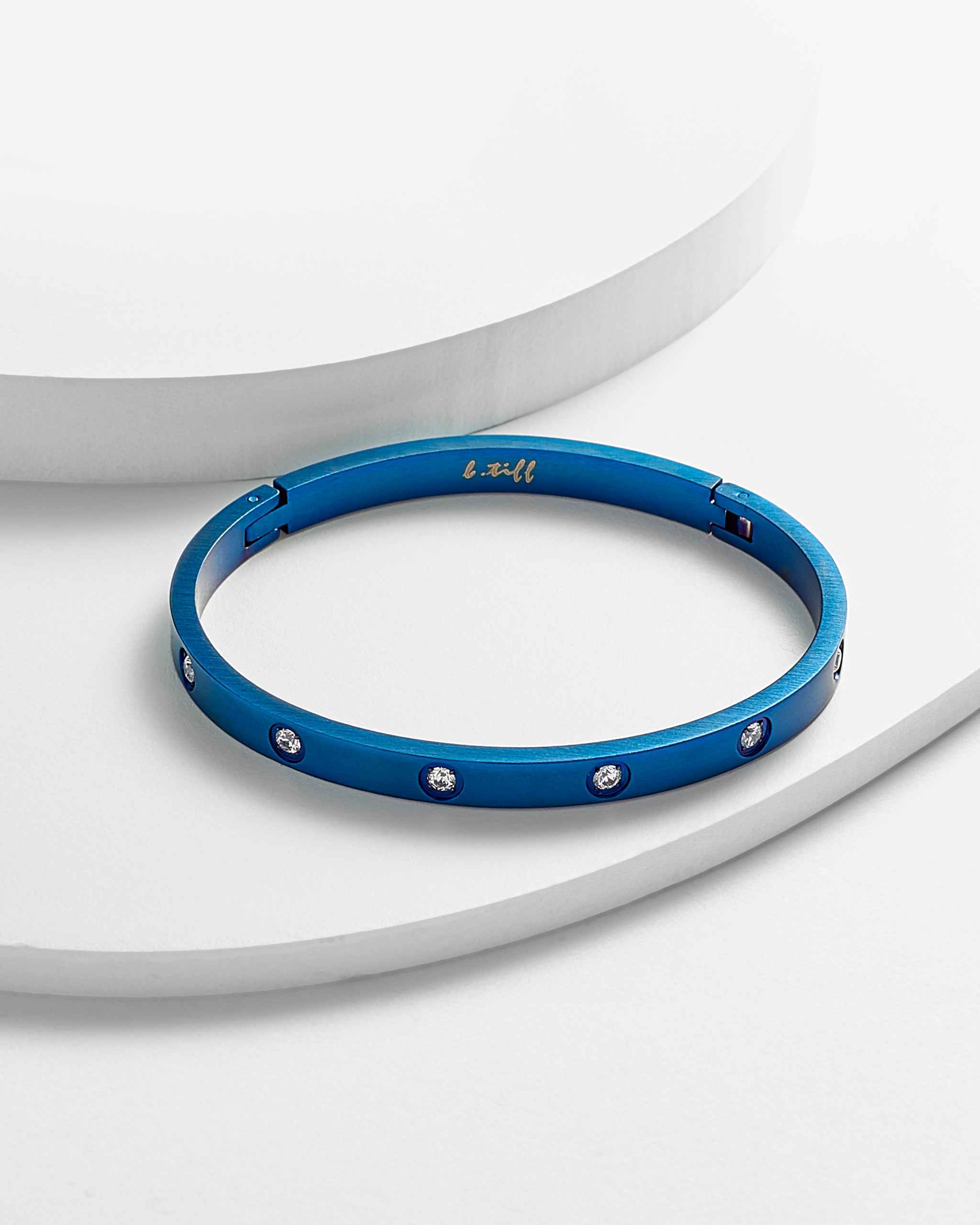 Lona Bangle