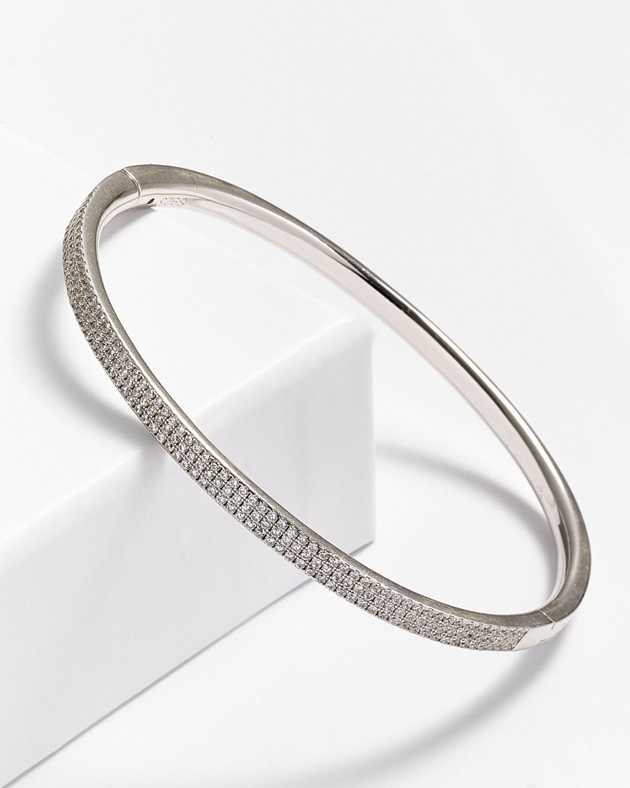 Norine Edgy Bangle